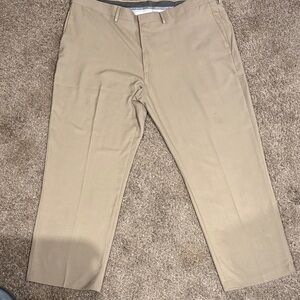 Haggar Men's Tan Chinos